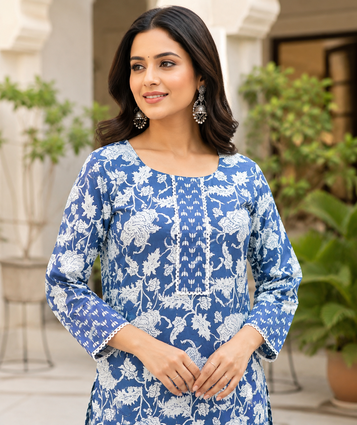 Women's Floral Round No Dupatta Kurta Sets