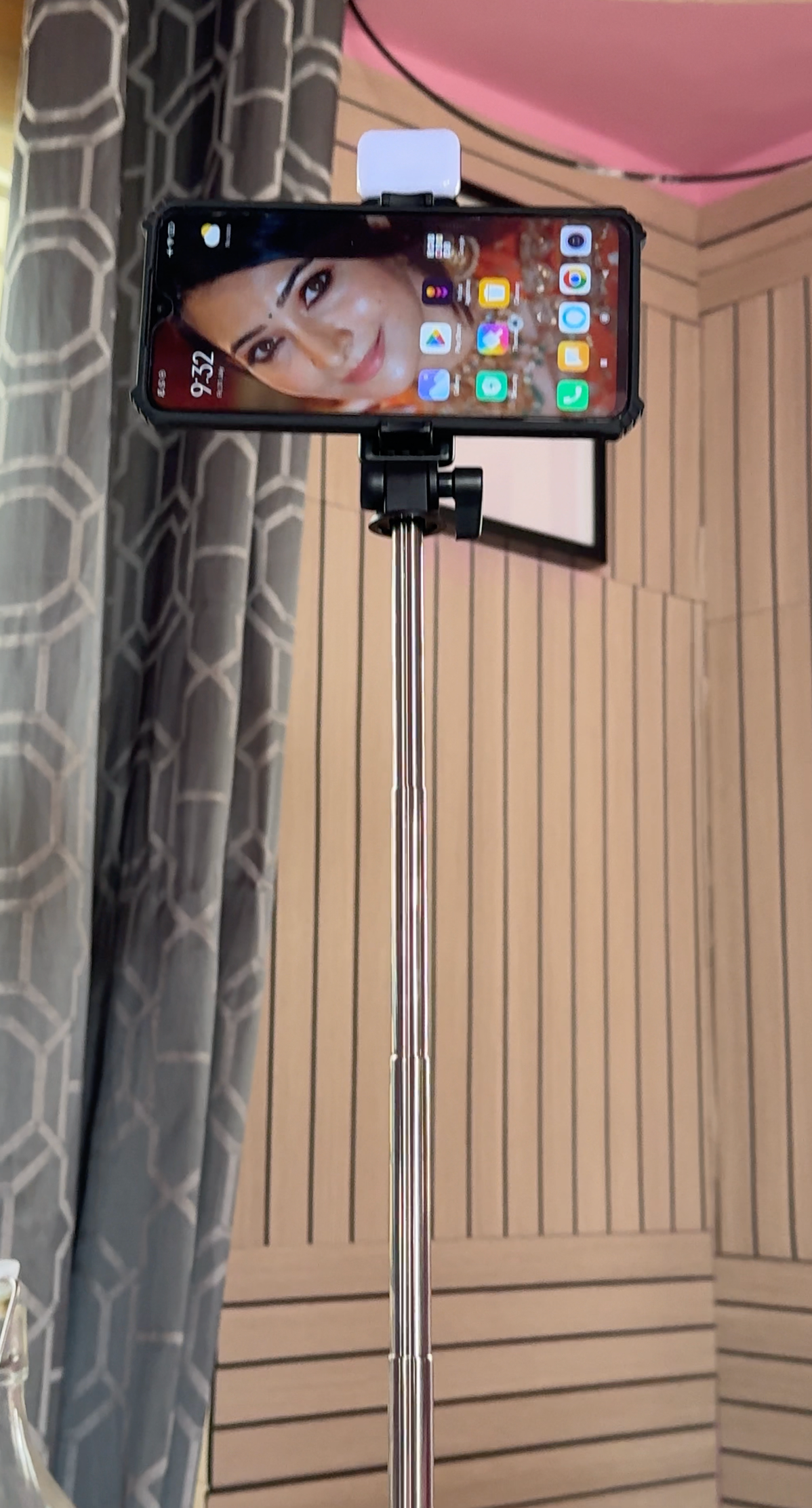 3-in-1 Bluetooth Selfie Stick Tripod | 68cm Extendable Phone Stand